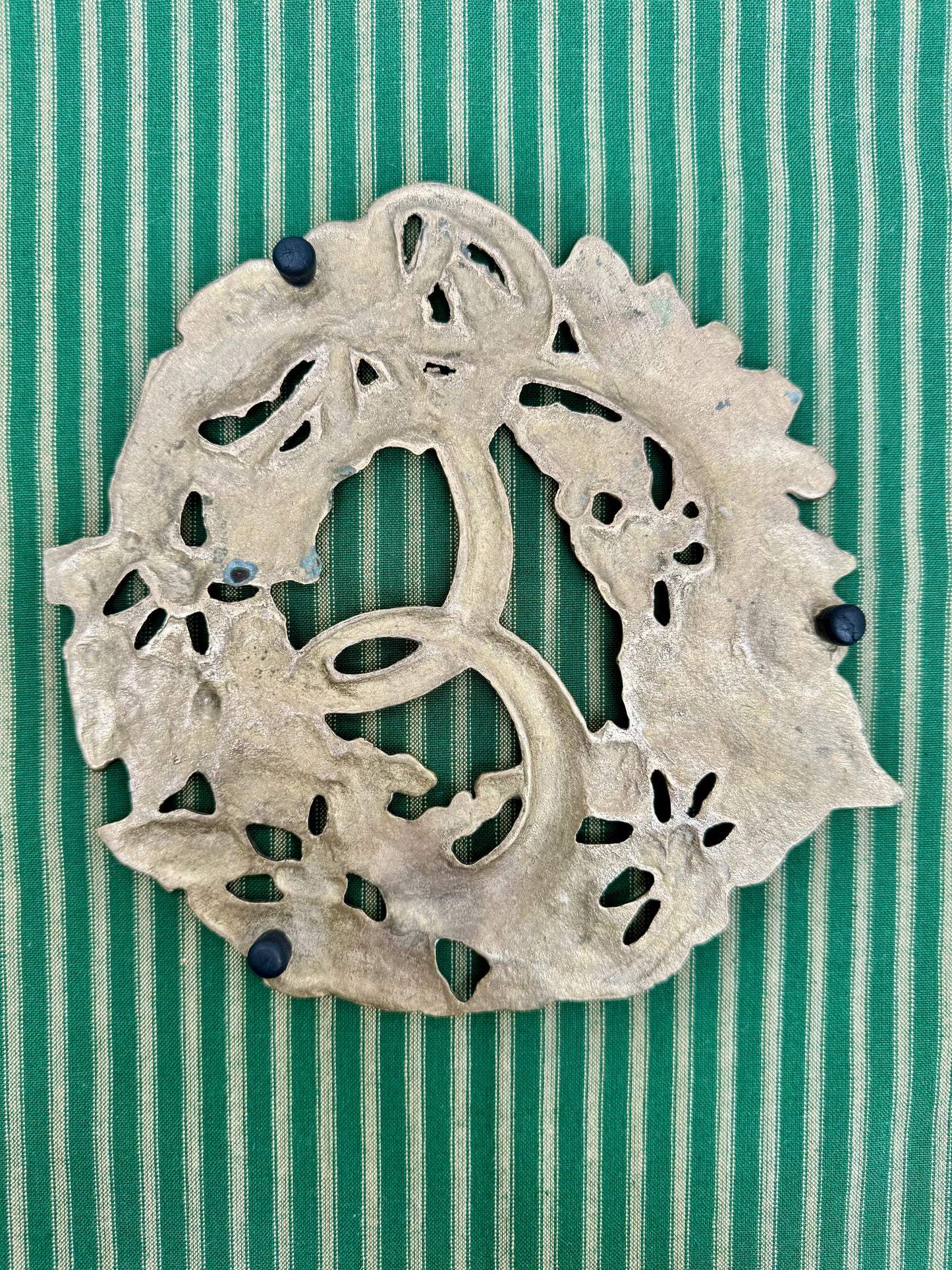 Brass Cuetlaxochitl Wreath Trivet