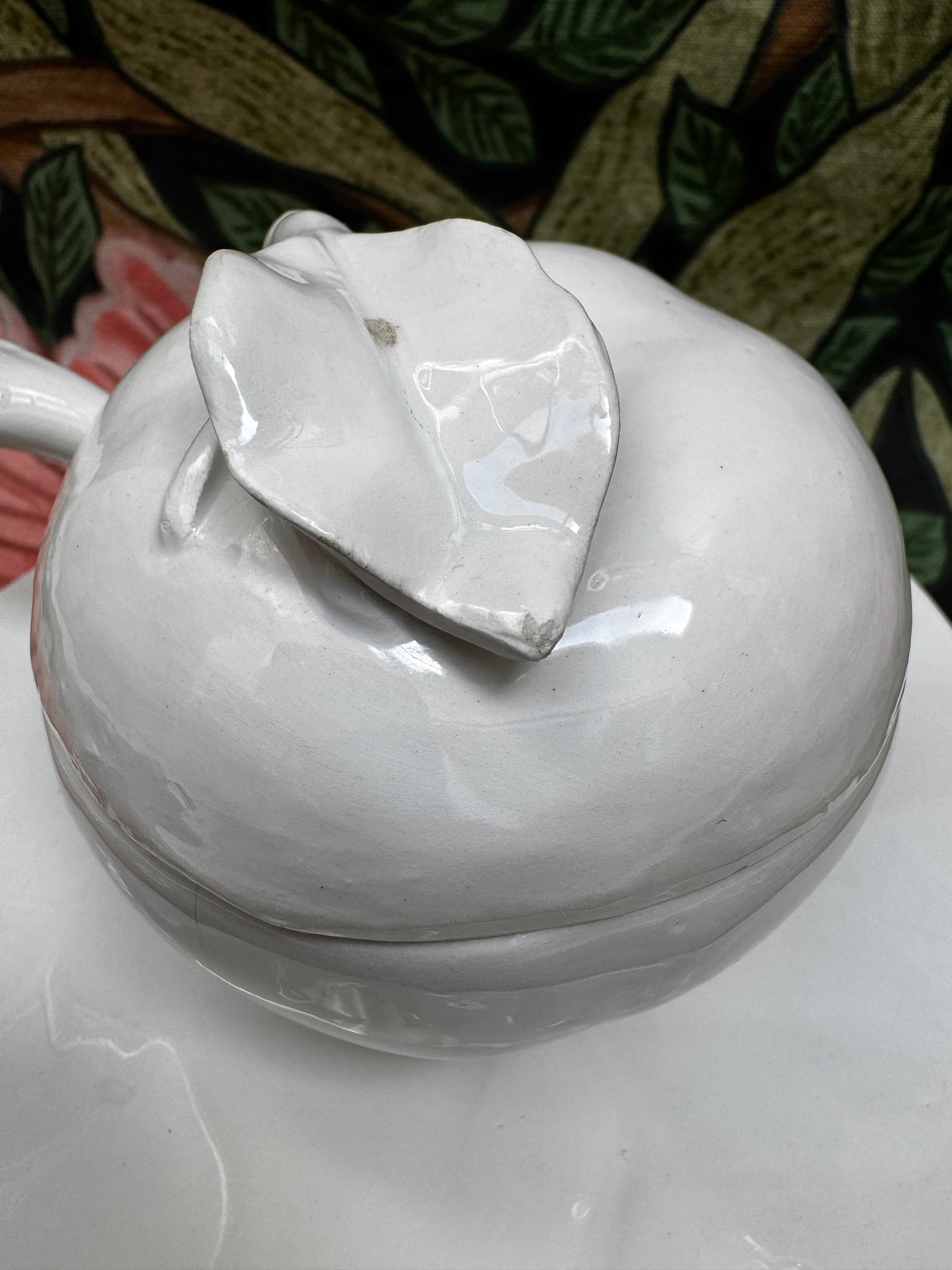 Apple-Shaped Marmalade Serving Dish